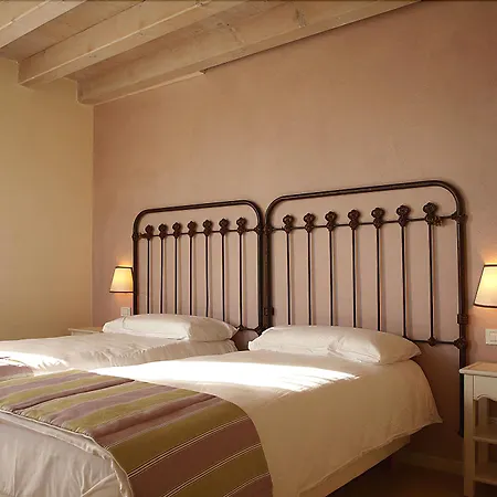 Moron Hotel