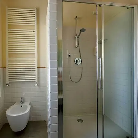 Moron Hotel 3*
